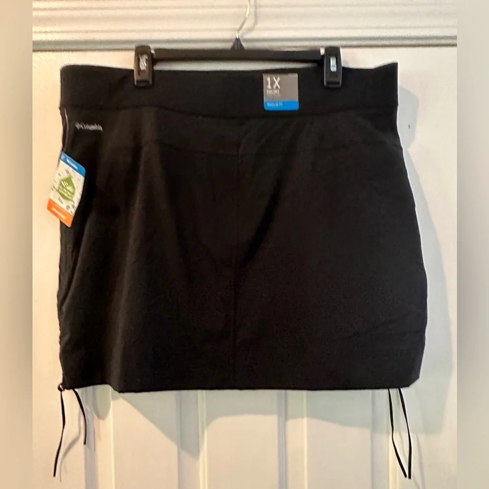 Columbia Women’s Black Skort – Size 1X – NWT - Picture 2 of 6